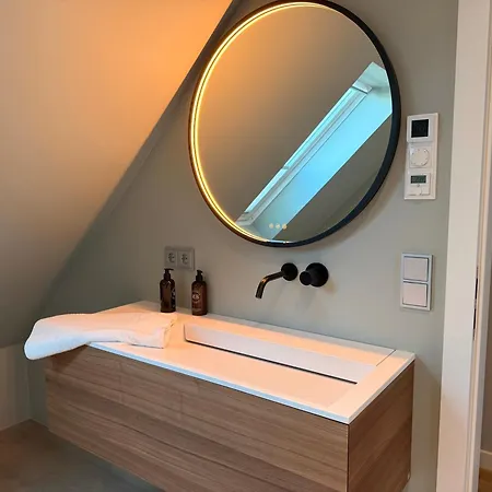 Wellenfluestern Wunderschoenes Mit Kamin Und Traumhaftem Garten بيت للعطل تيميندورفير ستراند